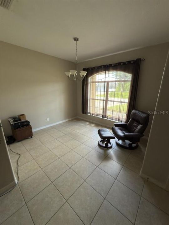На продажу: $298,900 (3 спален, 2 ванн, 1752 Квадратных фут)