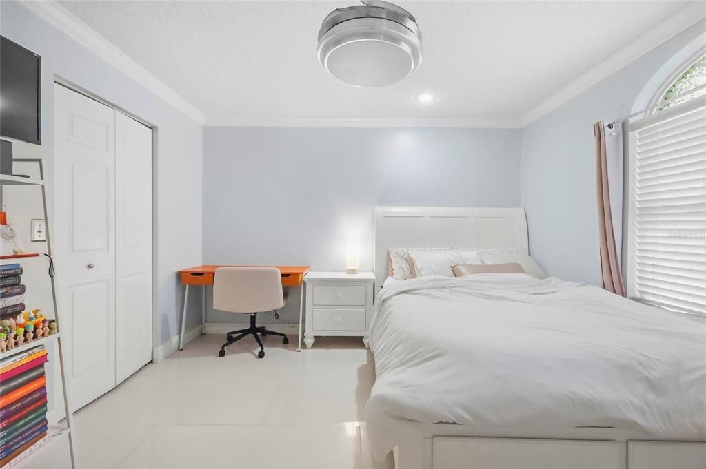 На продажу: $400,000 (3 спален, 2 ванн, 1780 Квадратных фут)