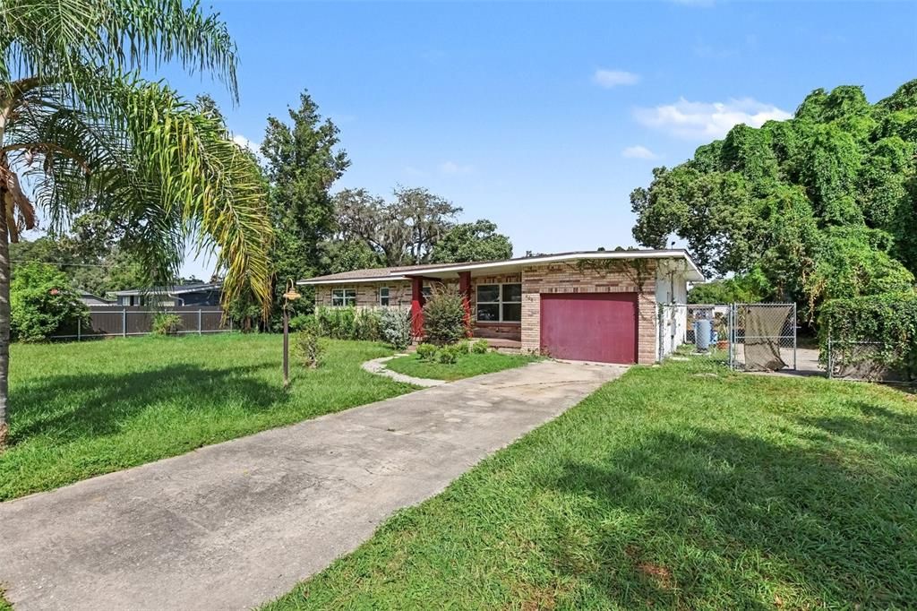 For Sale: $354,950 (3 beds, 2 baths, 1677 Square Feet)