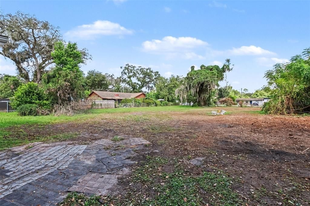 For Sale: $354,950 (3 beds, 2 baths, 1677 Square Feet)