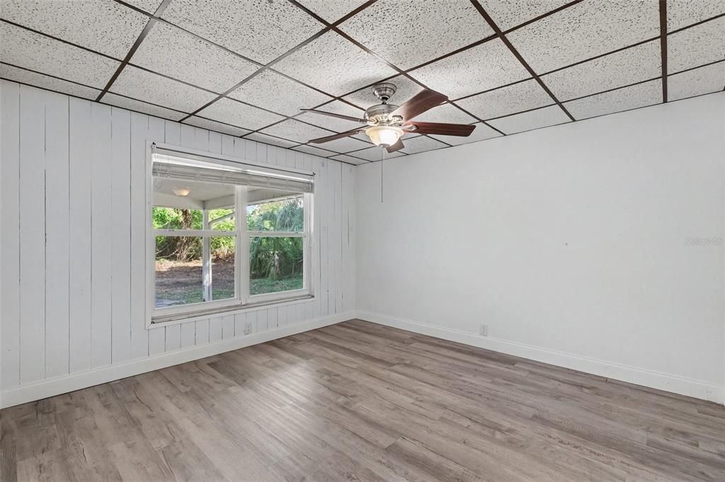For Sale: $354,950 (3 beds, 2 baths, 1677 Square Feet)