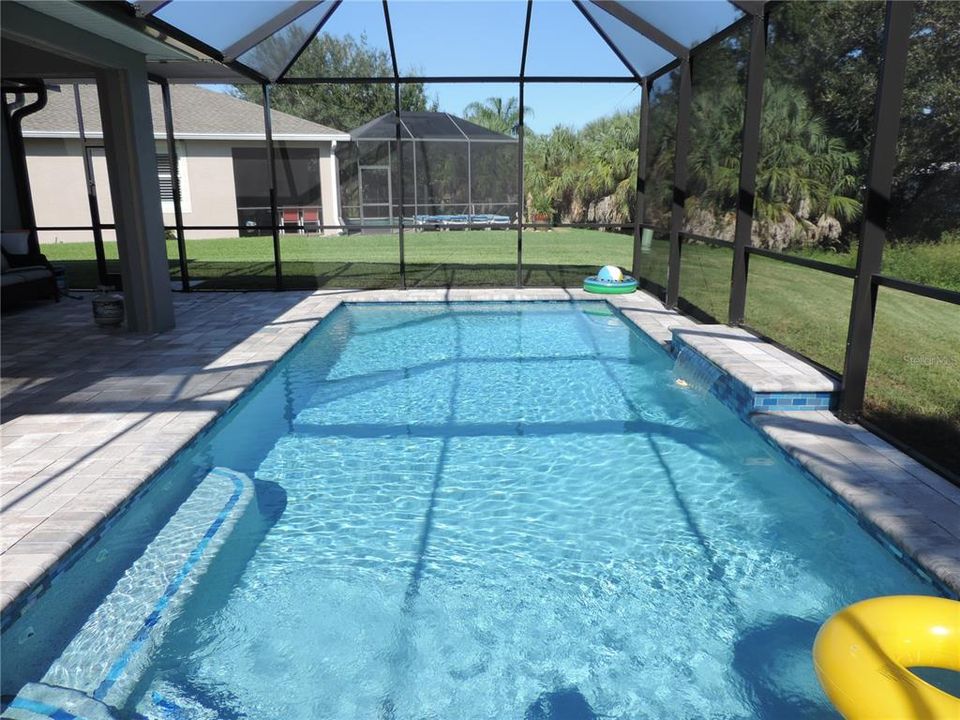En Venta: $485,000 (3 camas, 2 baños, 1551 Pies cuadrados)