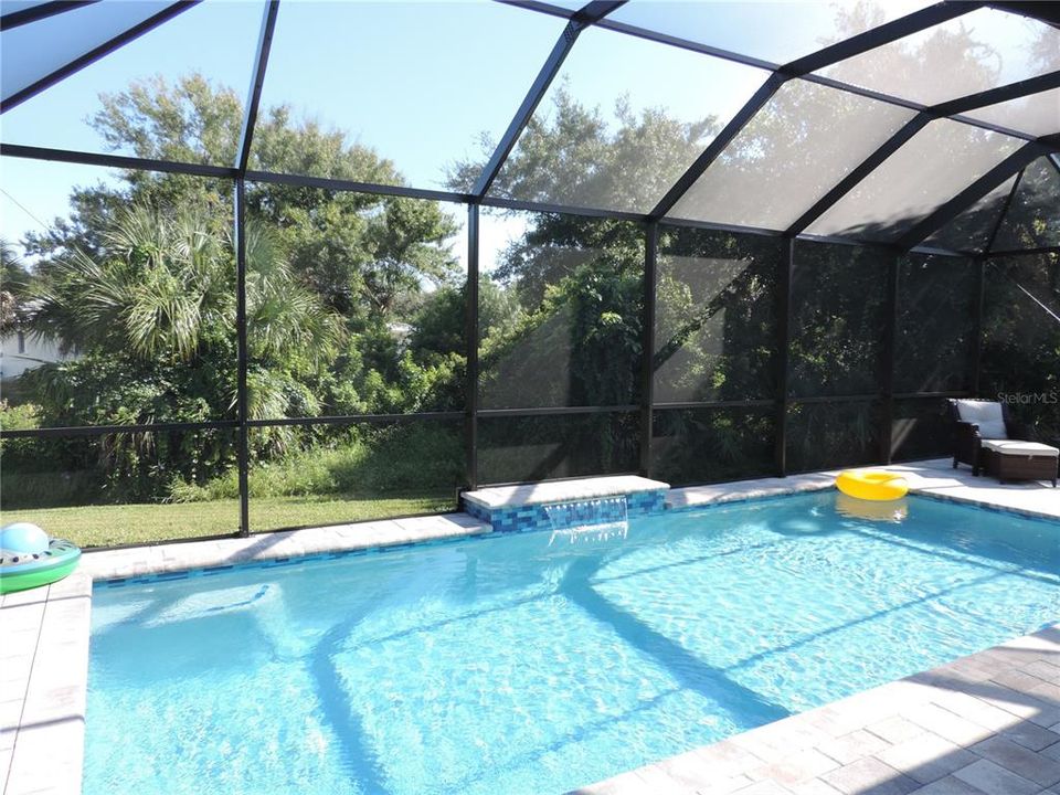 En Venta: $485,000 (3 camas, 2 baños, 1551 Pies cuadrados)
