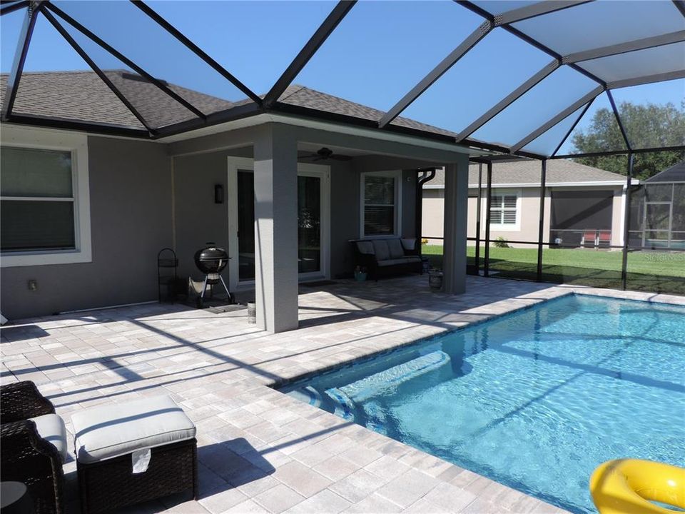 En Venta: $485,000 (3 camas, 2 baños, 1551 Pies cuadrados)