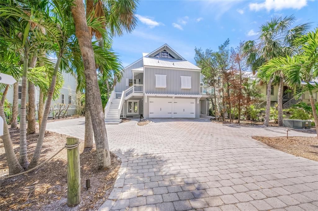 En Venta: $1,895,000 (3 camas, 4 baños, 2168 Pies cuadrados)