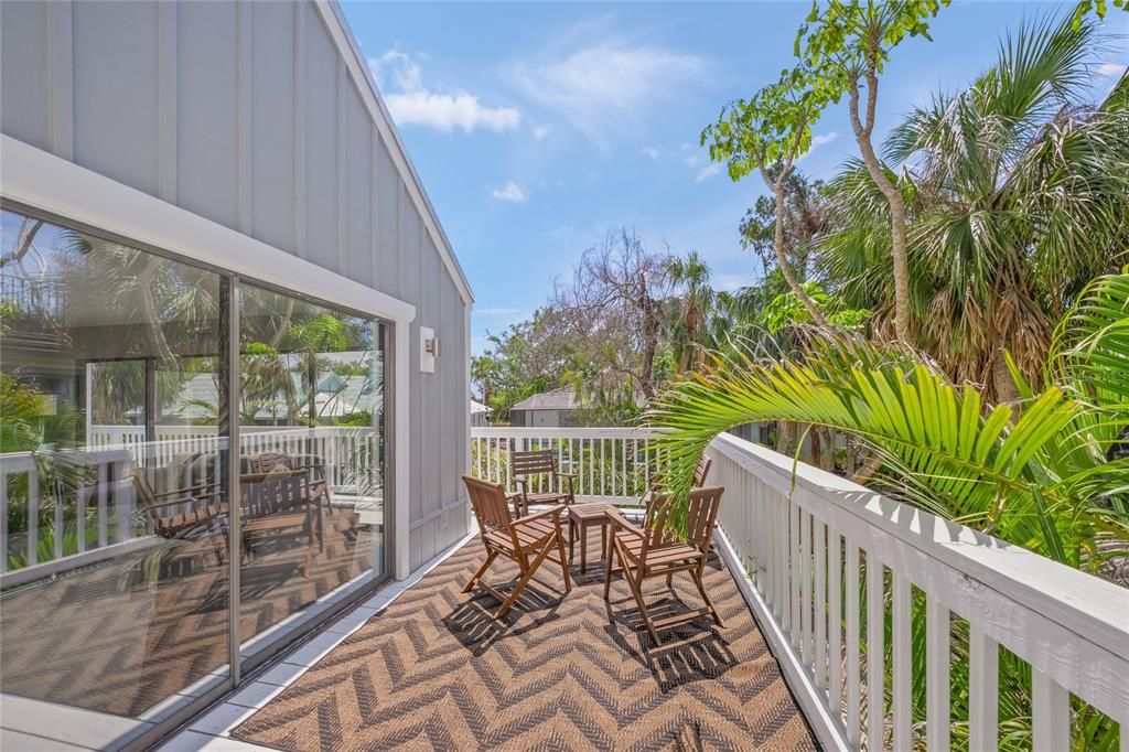 En Venta: $1,895,000 (3 camas, 4 baños, 2168 Pies cuadrados)