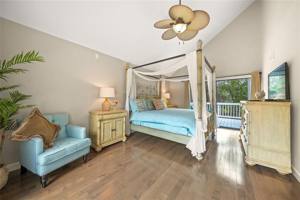 En Venta: $1,895,000 (3 camas, 4 baños, 2168 Pies cuadrados)