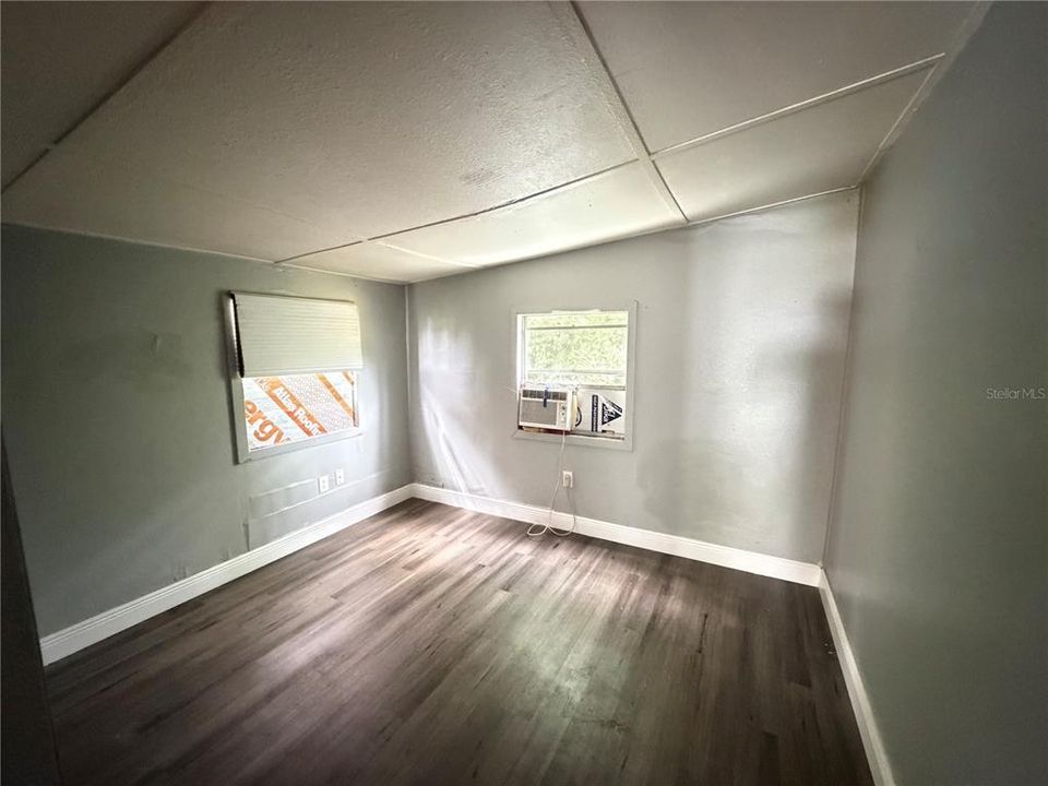 В аренду: $1,350 (1 спален, 1 ванн, 400 Квадратных фут)