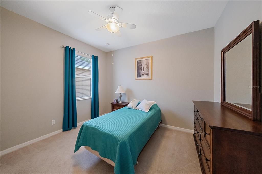 Active With Contract: $312,000 (3 beds, 2 baths, 1443 Square Feet)