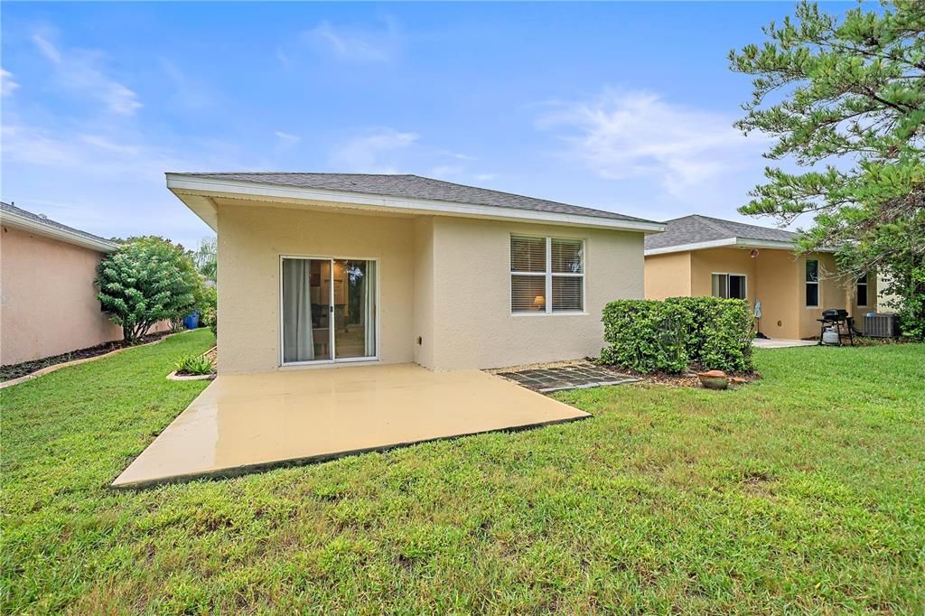 Active With Contract: $312,000 (3 beds, 2 baths, 1443 Square Feet)