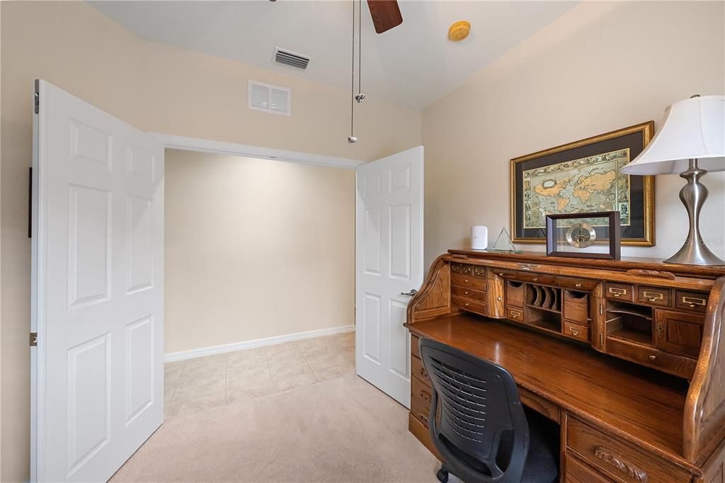 Active With Contract: $312,000 (3 beds, 2 baths, 1443 Square Feet)