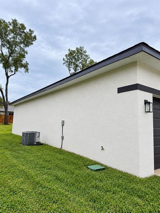 En Venta: $270,000 (4 camas, 2 baños, 1587 Pies cuadrados)