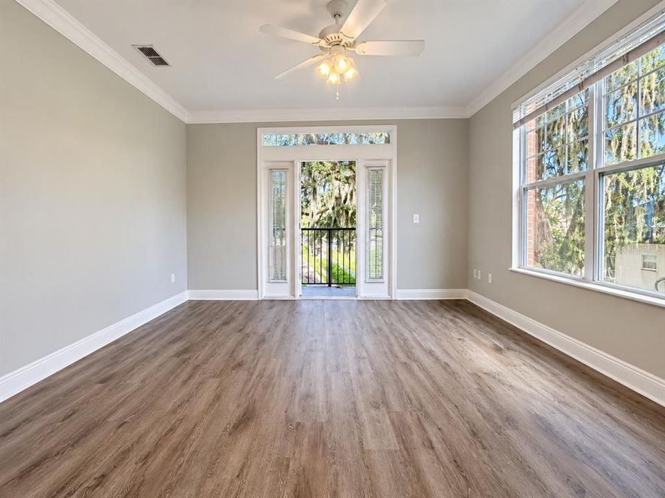 В аренду: $1,895 (2 спален, 2 ванн, 1068 Квадратных фут)
