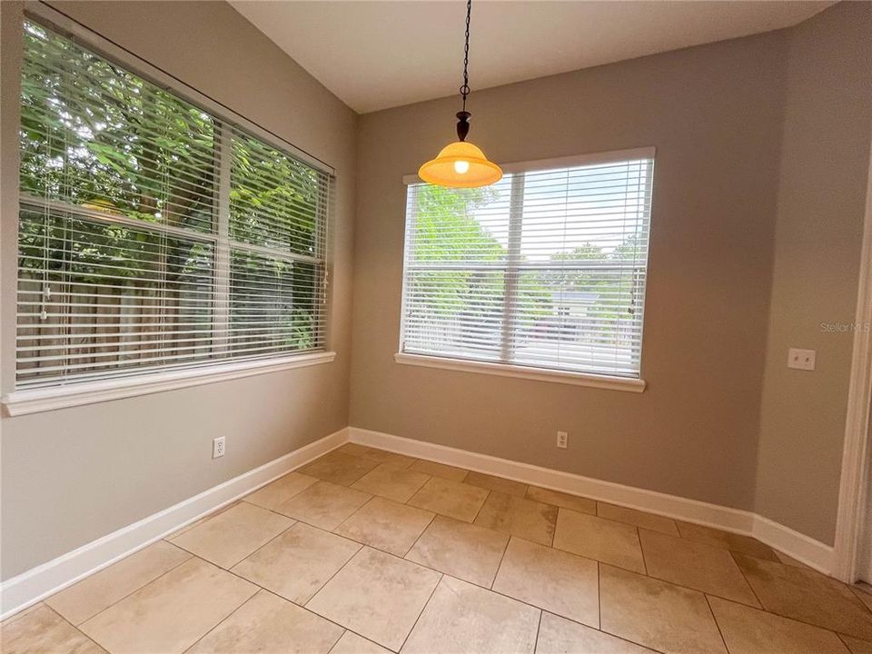 For Rent: $2,999 (3 beds, 2 baths, 2125 Square Feet)