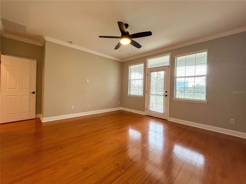 For Rent: $2,999 (3 beds, 2 baths, 2125 Square Feet)