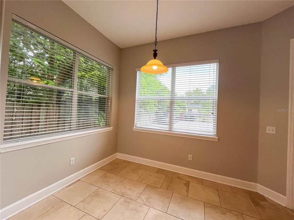 For Rent: $2,999 (3 beds, 2 baths, 2125 Square Feet)