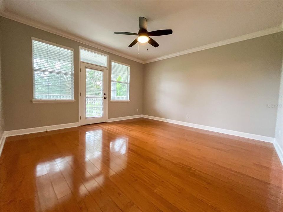 For Rent: $2,999 (3 beds, 2 baths, 2125 Square Feet)