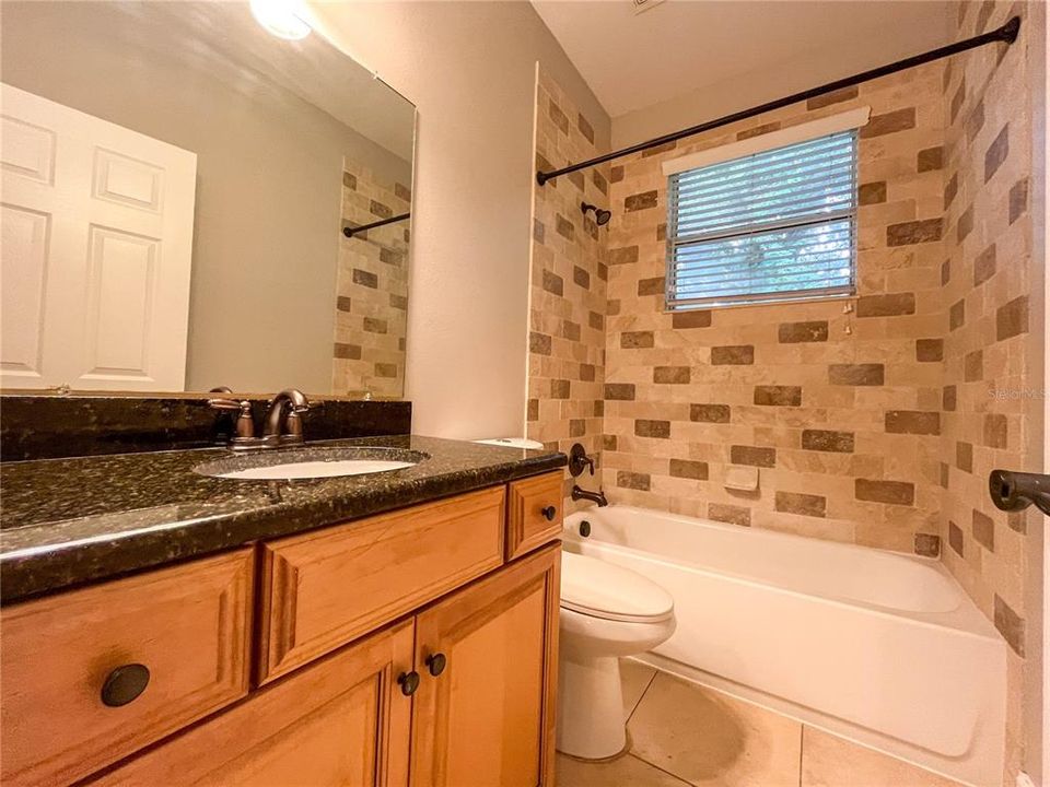 For Rent: $2,999 (3 beds, 2 baths, 2125 Square Feet)