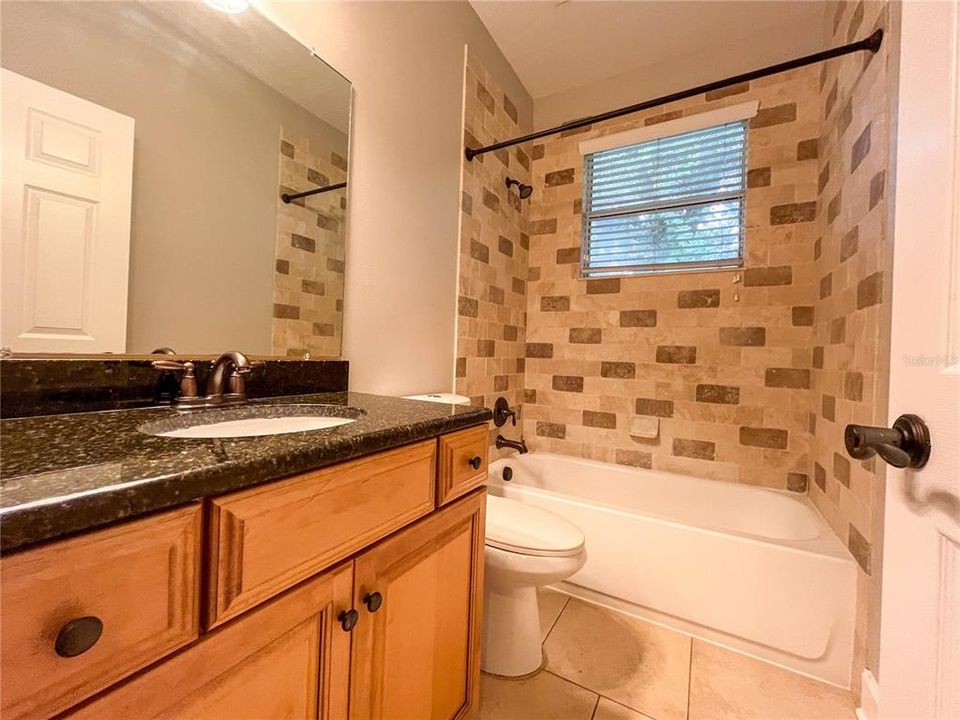 For Rent: $2,999 (3 beds, 2 baths, 2125 Square Feet)