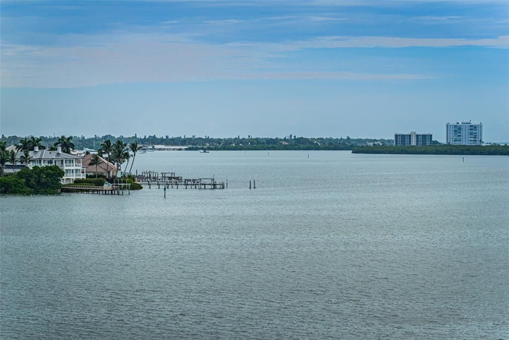 В аренду: $2,999 (2 спален, 2 ванн, 1150 Квадратных фут)