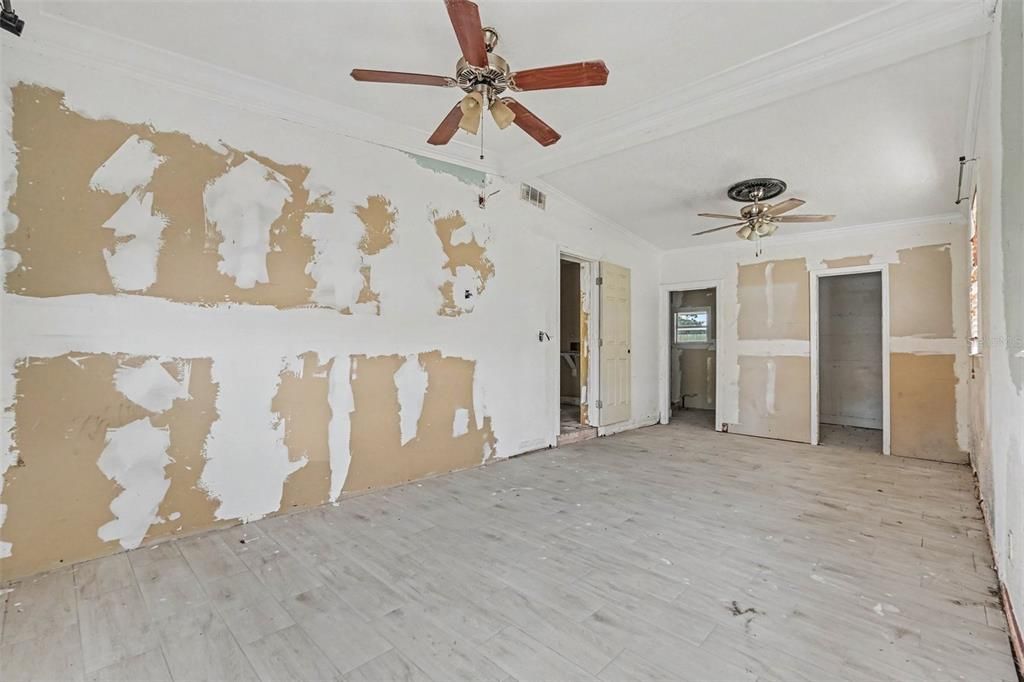 На продажу: $249,950 (3 спален, 2 ванн, 1248 Квадратных фут)