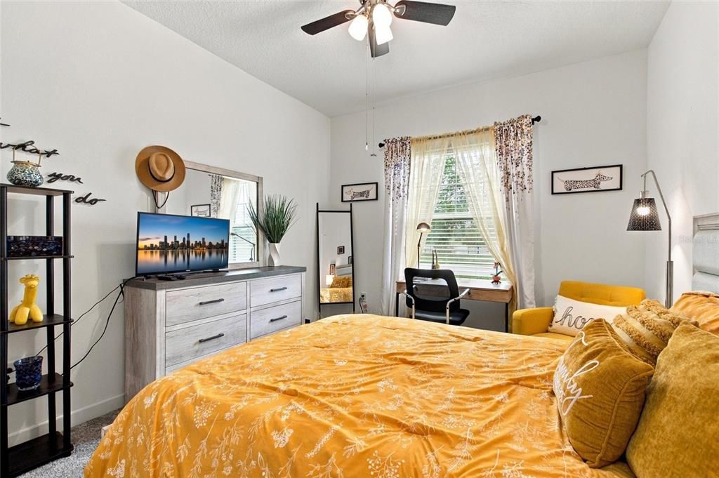 For Sale: $560,000 (3 beds, 2 baths, 2429 Square Feet)