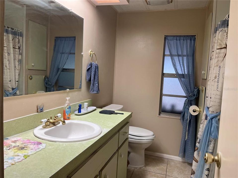En Venta: $136,900 (2 camas, 2 baños, 1032 Pies cuadrados)