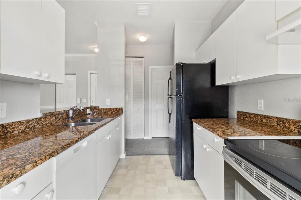 En Renta: $1,450 (1 camas, 1 baños, 850 Pies cuadrados)