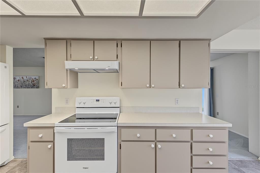 En Venta: $349,000 (3 camas, 2 baños, 2136 Pies cuadrados)