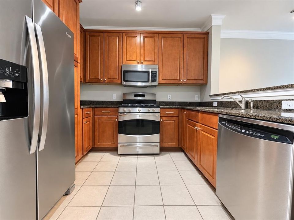 В аренду: $1,595 (1 спален, 1 ванн, 652 Квадратных фут)