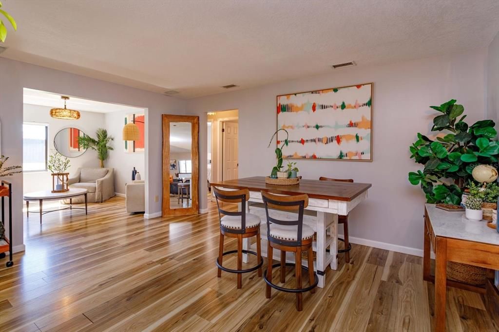 For Sale: $575,000 (3 beds, 2 baths, 2031 Square Feet)