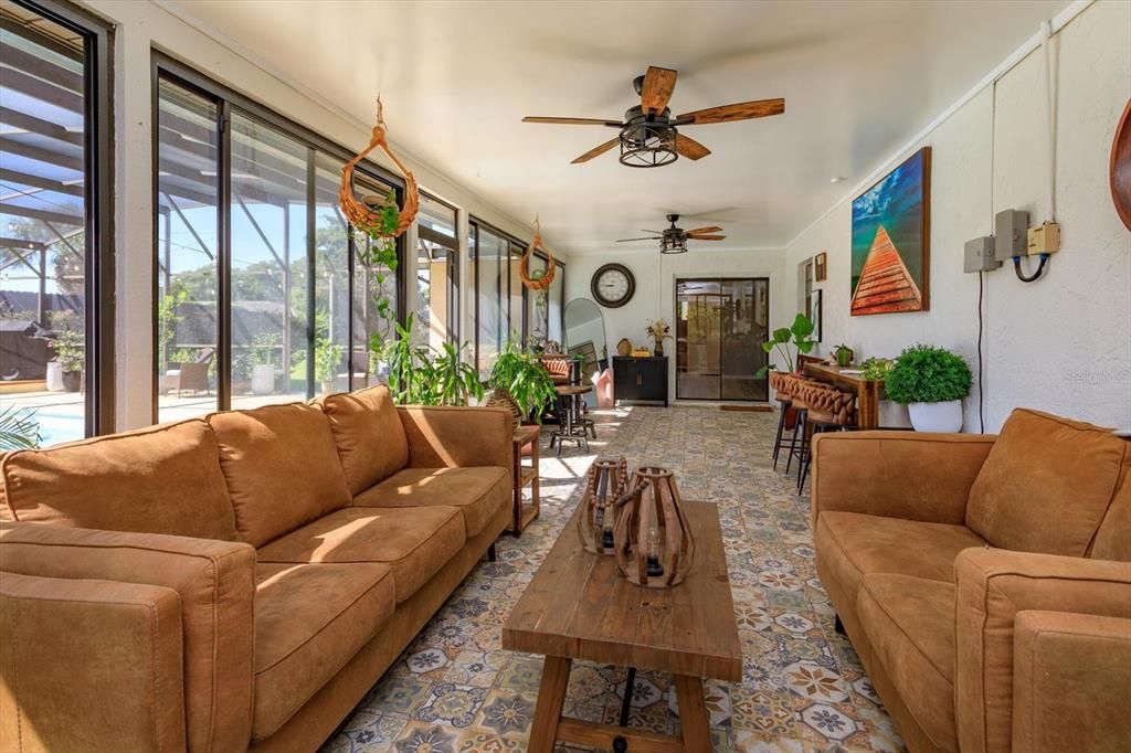 For Sale: $575,000 (3 beds, 2 baths, 2031 Square Feet)