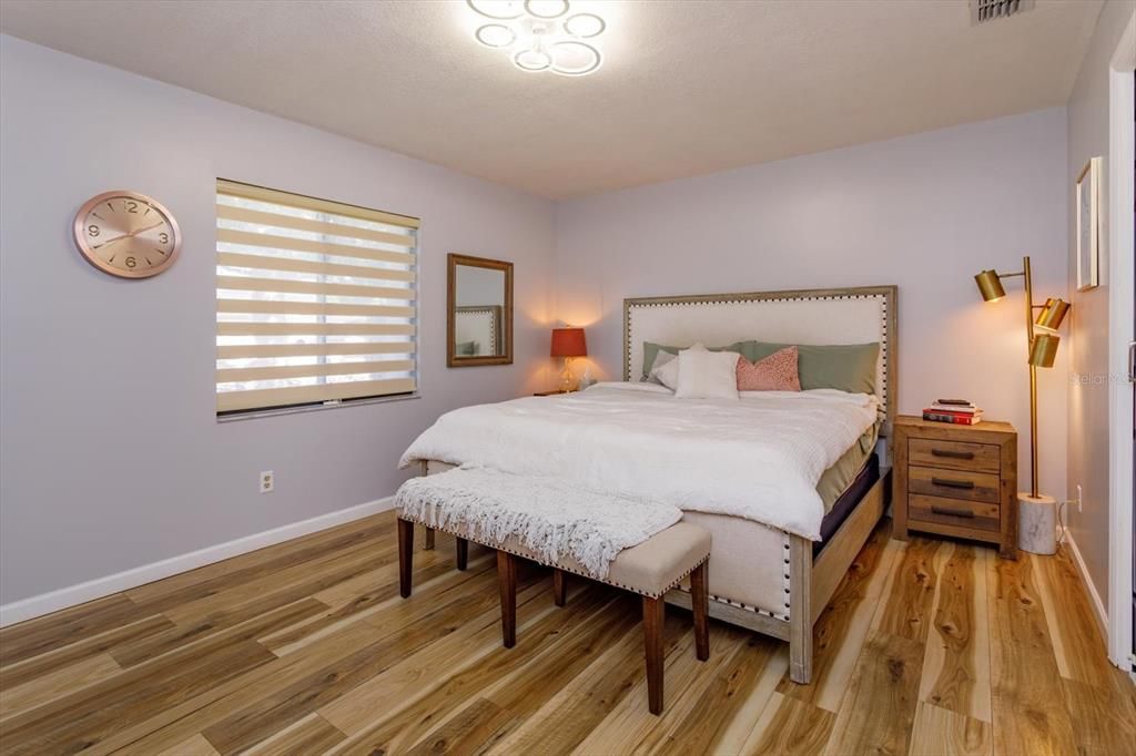 For Sale: $575,000 (3 beds, 2 baths, 2031 Square Feet)