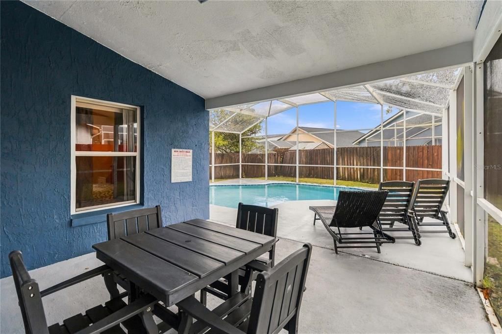 En Venta: $385,000 (3 camas, 2 baños, 1553 Pies cuadrados)