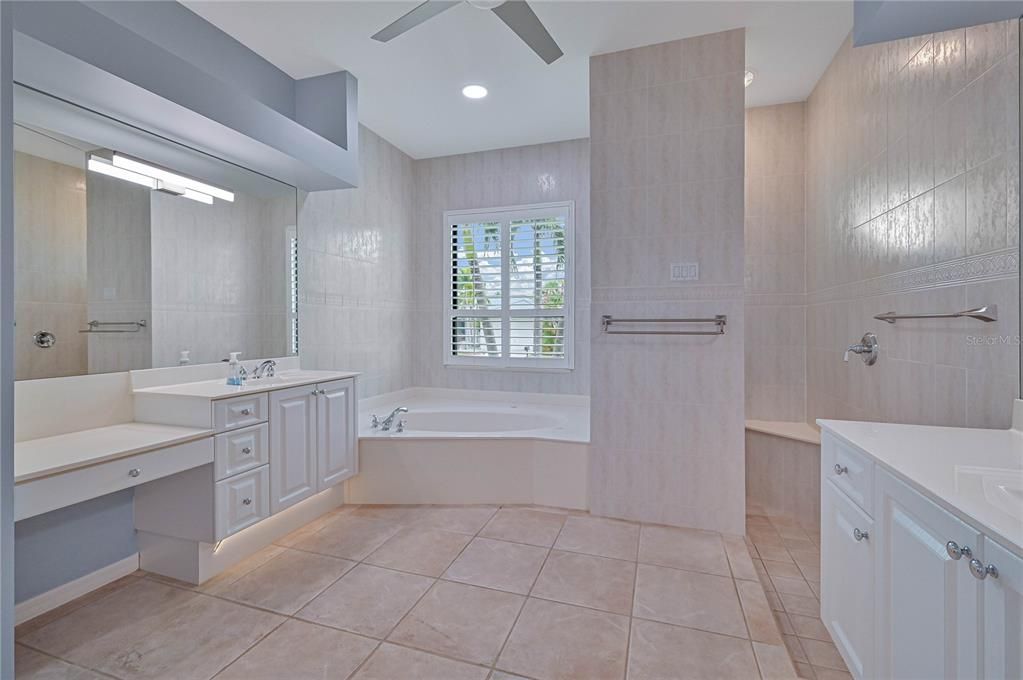 : $1,125,000 (3 beds, 2 baths, 2425 Square Feet)