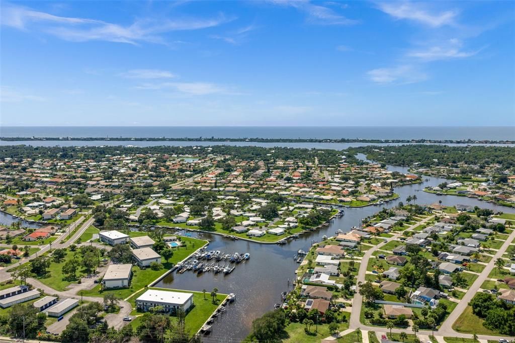 Activo con contrato: $555,000 (3 camas, 2 baños, 2041 Pies cuadrados)