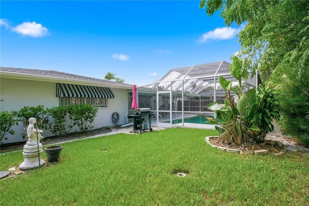 For Sale: $525,000 (3 beds, 2 baths, 1660 Square Feet)