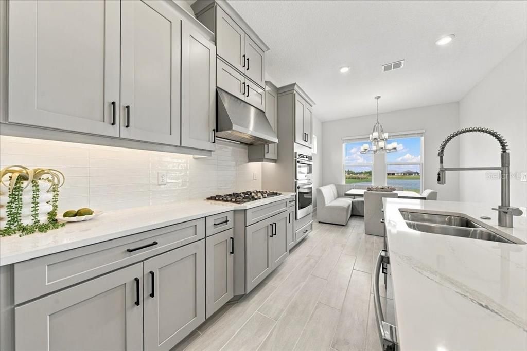 For Sale: $510,999 (2 beds, 2 baths, 1843 Square Feet)