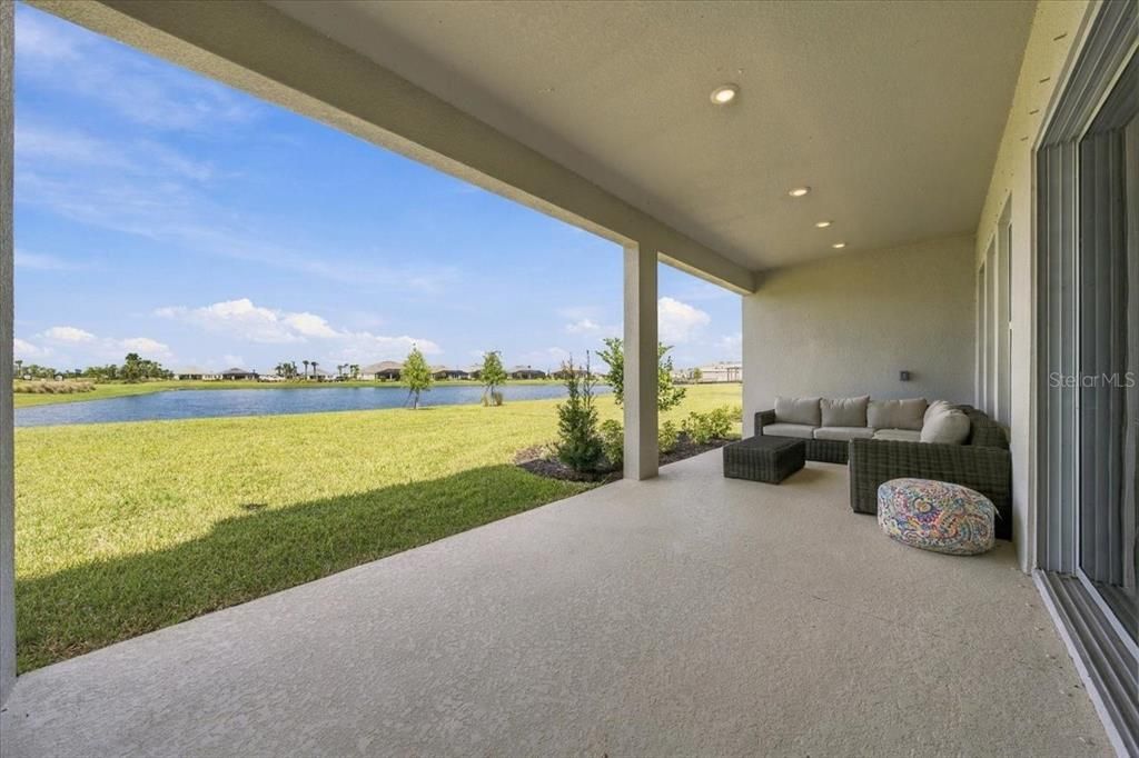 For Sale: $510,999 (2 beds, 2 baths, 1843 Square Feet)