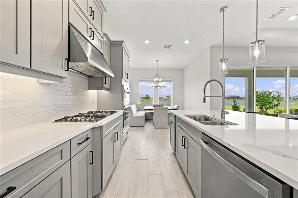 For Sale: $510,999 (2 beds, 2 baths, 1843 Square Feet)