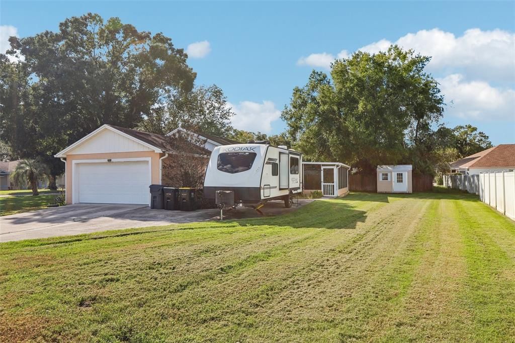 For Sale: $375,000 (3 beds, 2 baths, 2000 Square Feet)