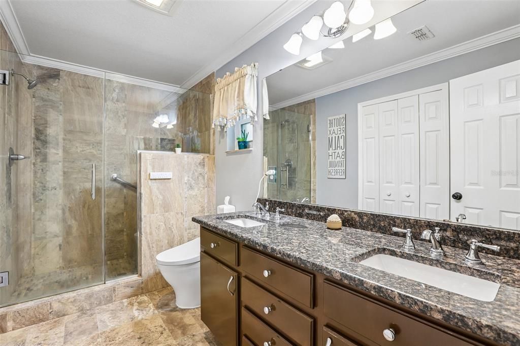 For Sale: $375,000 (3 beds, 2 baths, 2000 Square Feet)