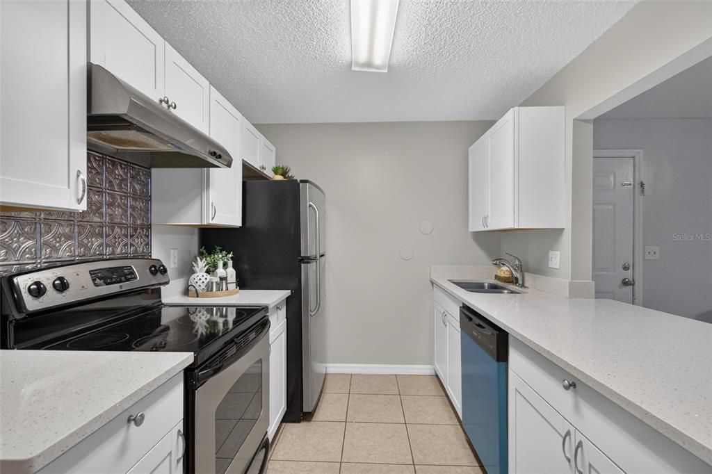 En Venta: $139,000 (2 camas, 2 baños, 905 Pies cuadrados)