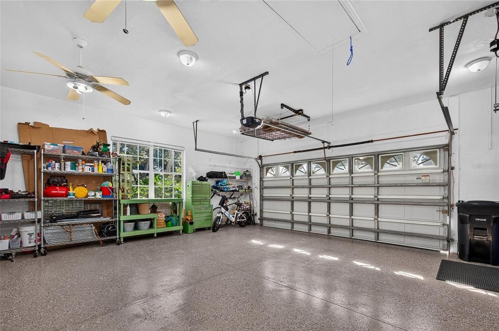 Activo con contrato: $610,000 (3 camas, 2 baños, 2030 Pies cuadrados)