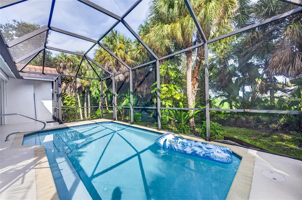Activo con contrato: $610,000 (3 camas, 2 baños, 2030 Pies cuadrados)