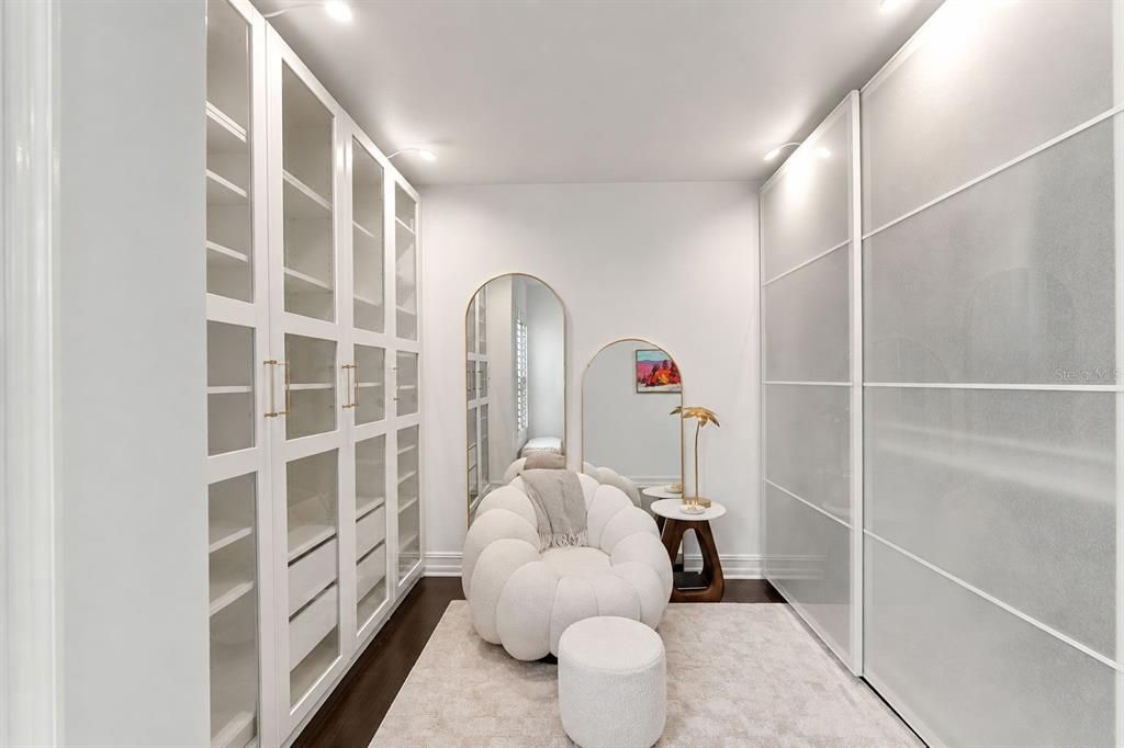 For Sale: $674,000 (3 beds, 2 baths, 1617 Square Feet)