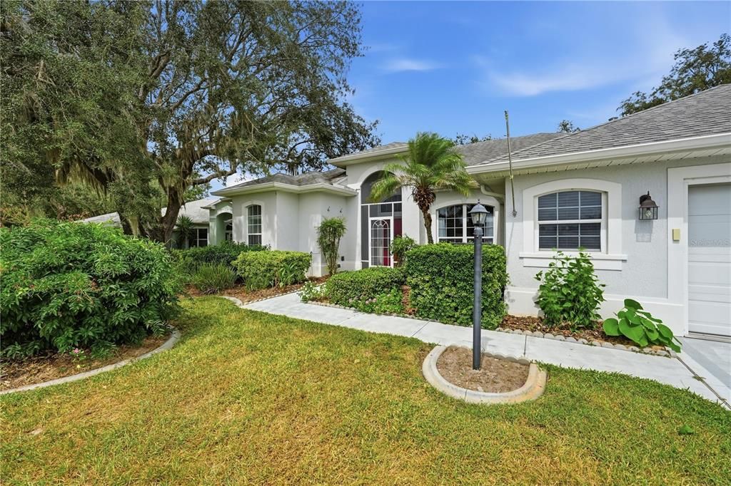 For Sale: $349,900 (3 beds, 2 baths, 2386 Square Feet)
