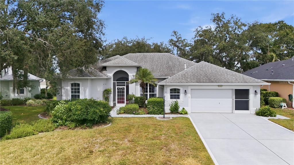 For Sale: $349,900 (3 beds, 2 baths, 2386 Square Feet)