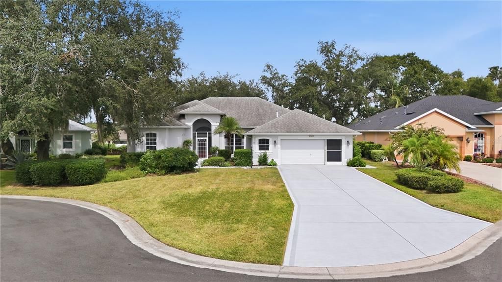 For Sale: $349,900 (3 beds, 2 baths, 2386 Square Feet)