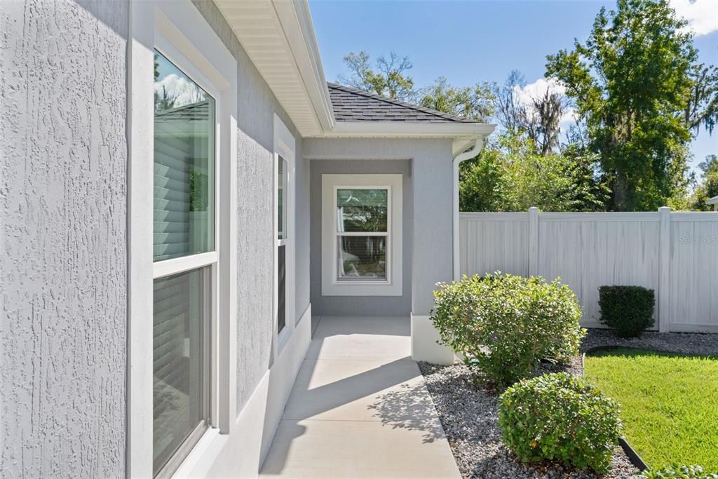 For Sale: $415,000 (3 beds, 2 baths, 1492 Square Feet)